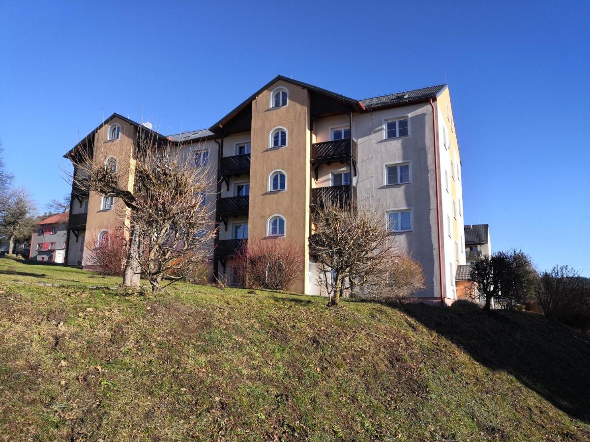 Apartment Lipno Sumava Pro 8 Hostu Lipno nad Vltavou Exterior foto